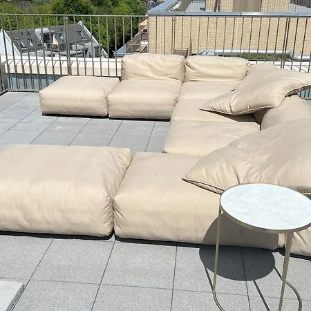 Centre Roof Terrace Penthouse With Parking